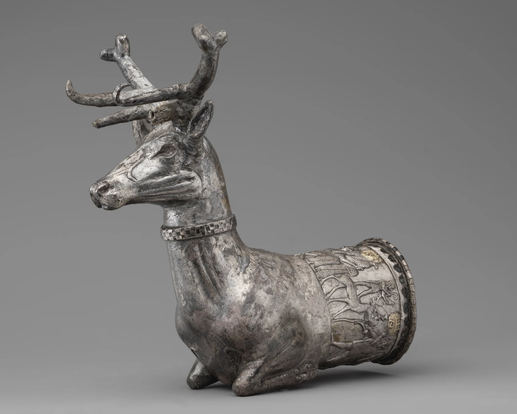 Hittite vessel terminating in a stag’s forepart, ca. 14th–13th century BCE; silver with gold inlay, central Anatolia. Metropolitan Museum, 1989.281.10; public-domain image. Ritual material culture, not evidence that it held blood or belonged to Papanikri’s or Leviticus’s rites