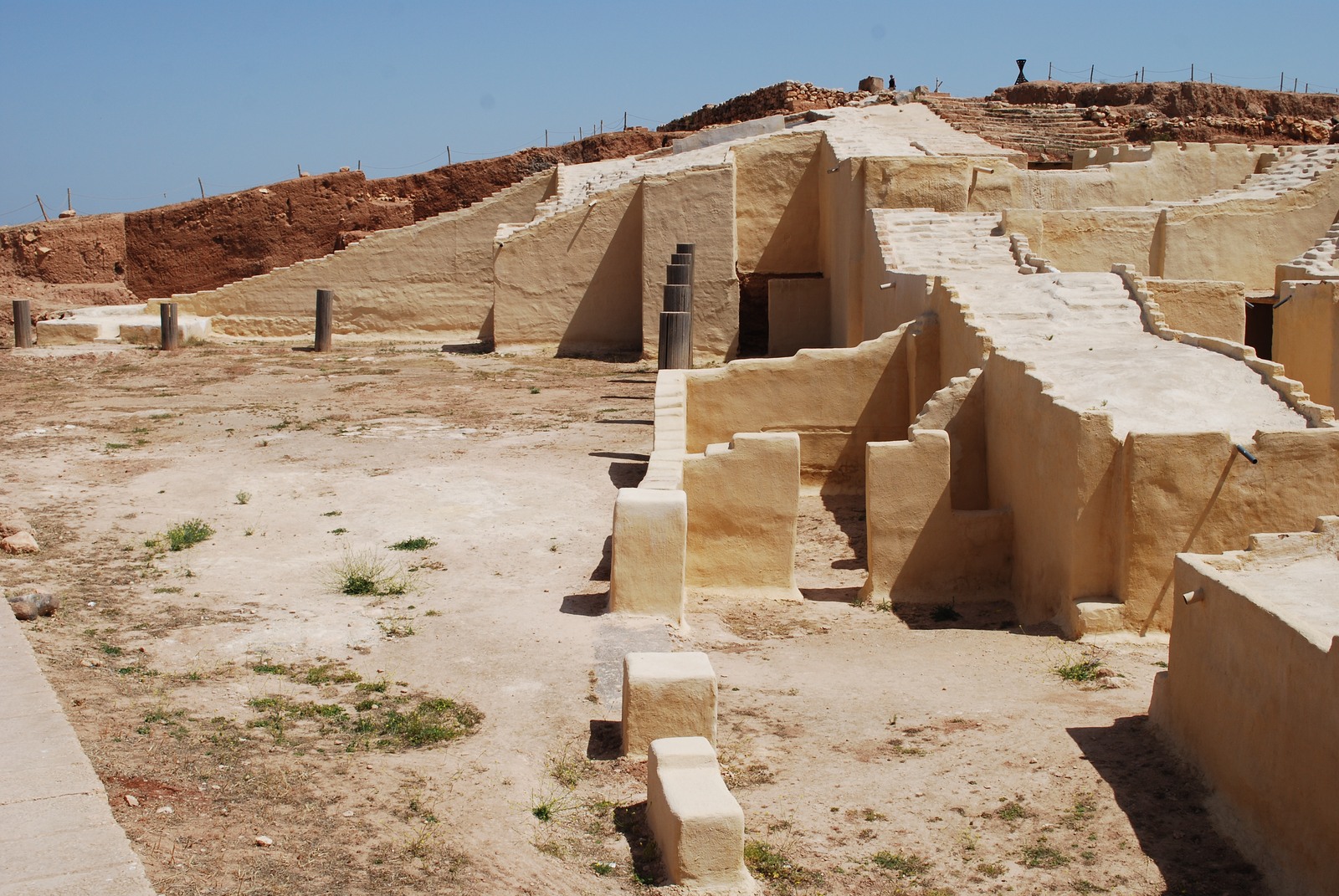 Remains of Palace G at Ebla, Tell Mardikh: the setting of the royal archive, not an image of El or evidence identifying il in personal names
